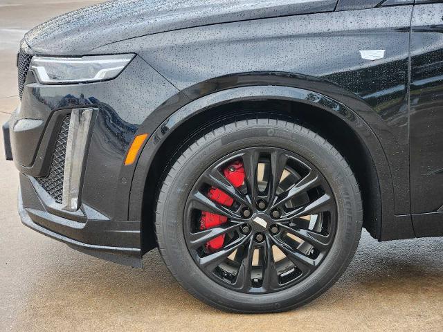 2022 Cadillac XT6 Vehicle Photo in DENTON, TX 76210-9321