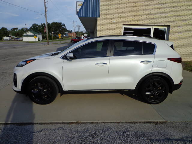 Used 2020 Kia Sportage S with VIN KNDP63AC0L7696233 for sale in Saint Libory, IL