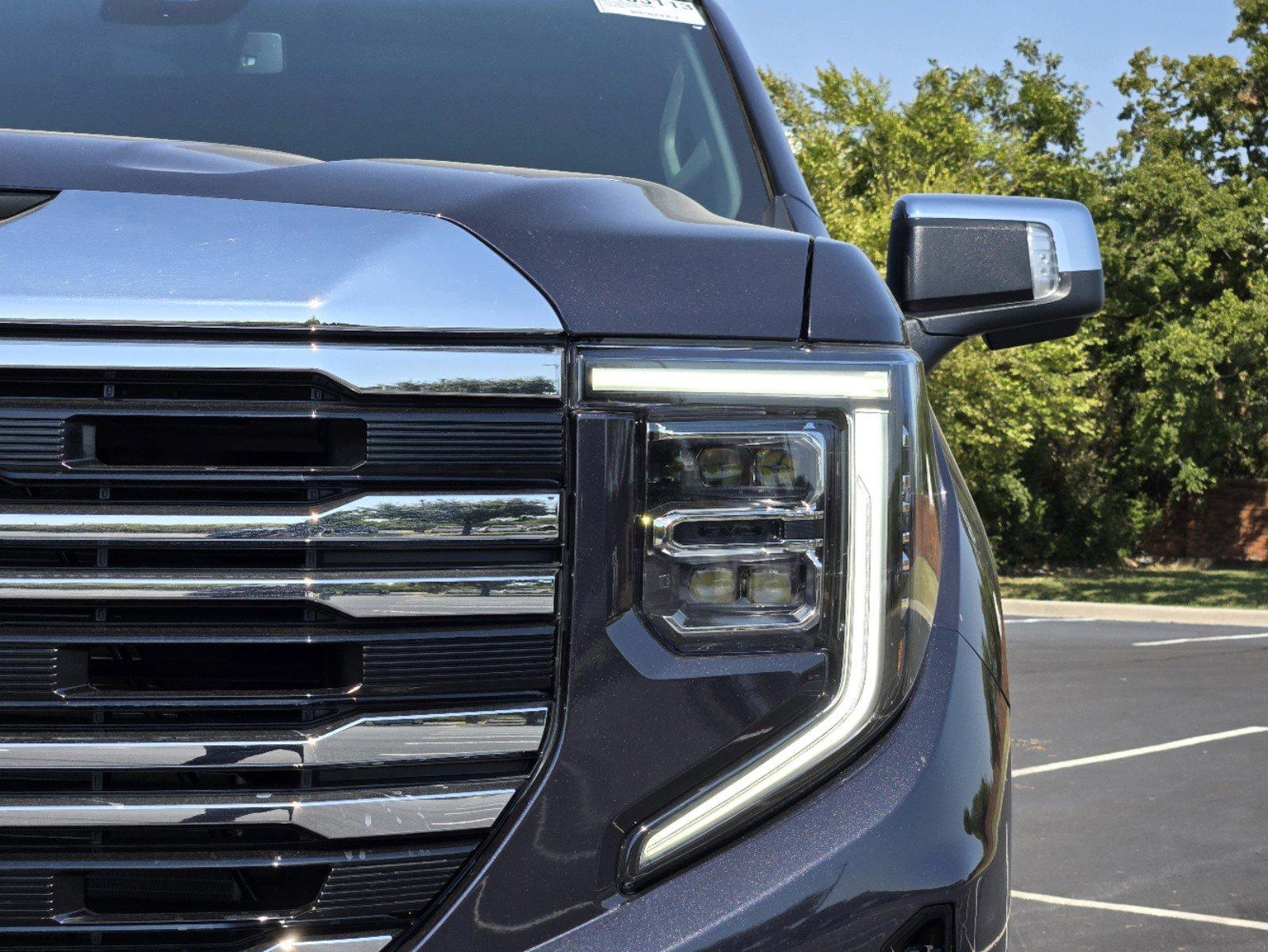 2025 GMC Sierra 1500 Vehicle Photo in DALLAS, TX 75209-3016