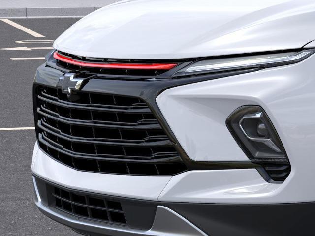 2025 Chevrolet Blazer Vehicle Photo in Roslyn, NY 11576