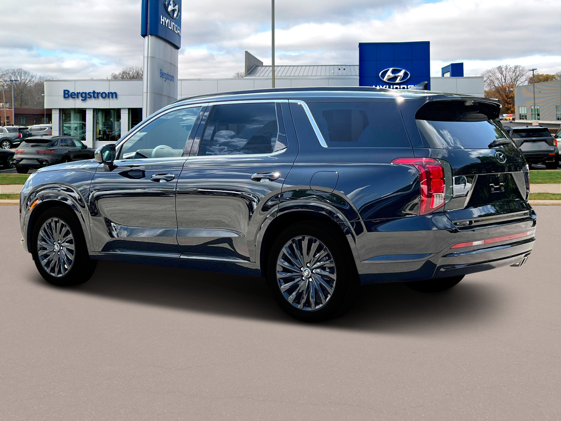 2025 Hyundai PALISADE Vehicle Photo in Green Bay, WI 54304