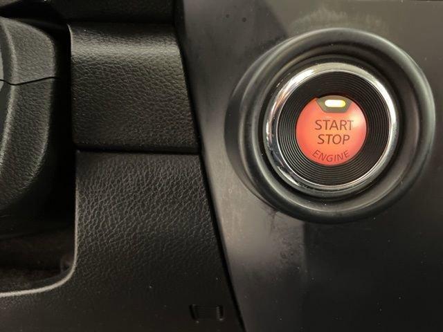 2021 Nissan Titan Vehicle Photo in PHOENIX, AZ 85014-3381