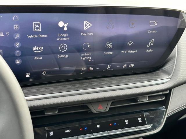2025 Buick Envision Vehicle Photo in COLUMBIA, MO 65203-3903
