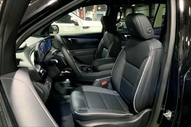 2025 Buick Enclave Vehicle Photo in KANSAS CITY, MO 64114-4545