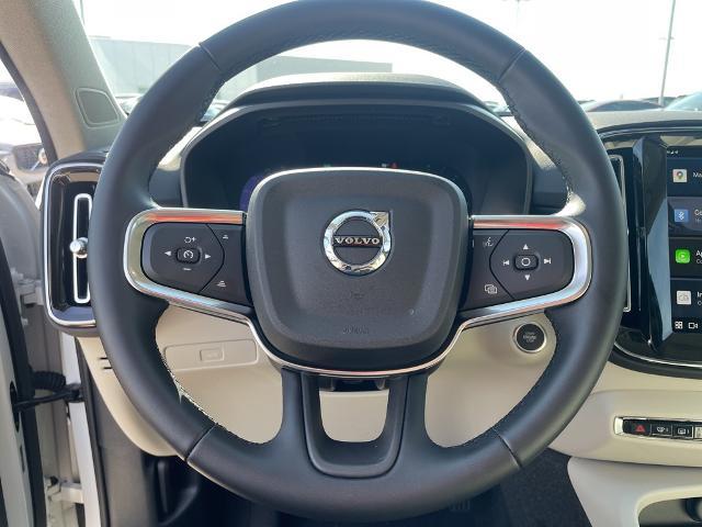 2025 Volvo XC40 Vehicle Photo in Grapevine, TX 76051