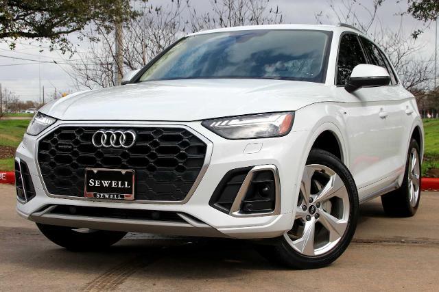 2022 Audi Q5 Vehicle Photo in SUGAR LAND, TX 77478