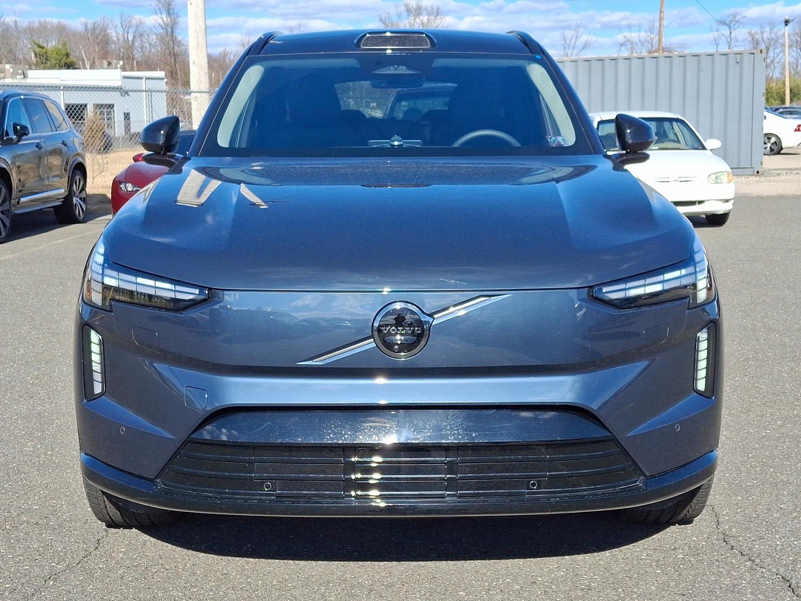 2025 Volvo EX90 Vehicle Photo in Trevose, PA 19053