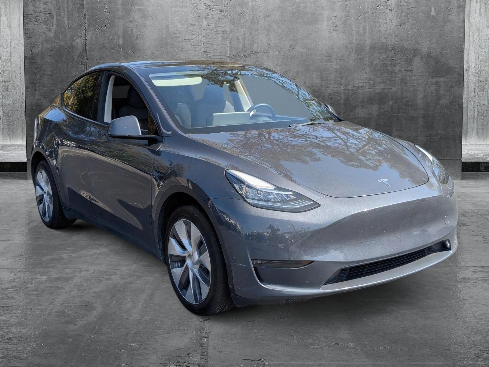 2023 Tesla Model Y Vehicle Photo in Panama City, FL 32401