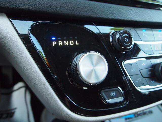 2023 Chrysler Pacifica Vehicle Photo in MADISON, IN 47250-1611