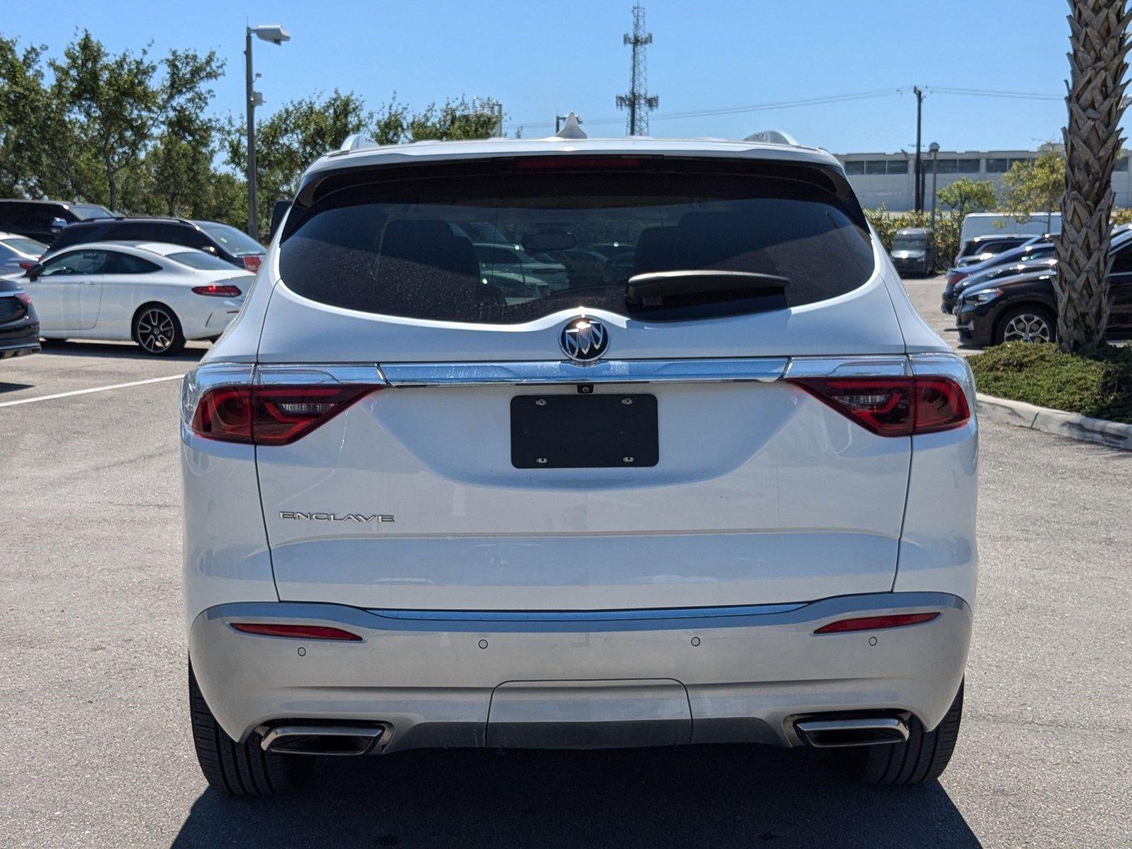 2022 Buick Enclave Vehicle Photo in Miami, FL 33169