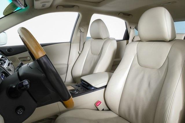 2014 Lexus RX 450h Vehicle Photo in Puyallup, WA 98371