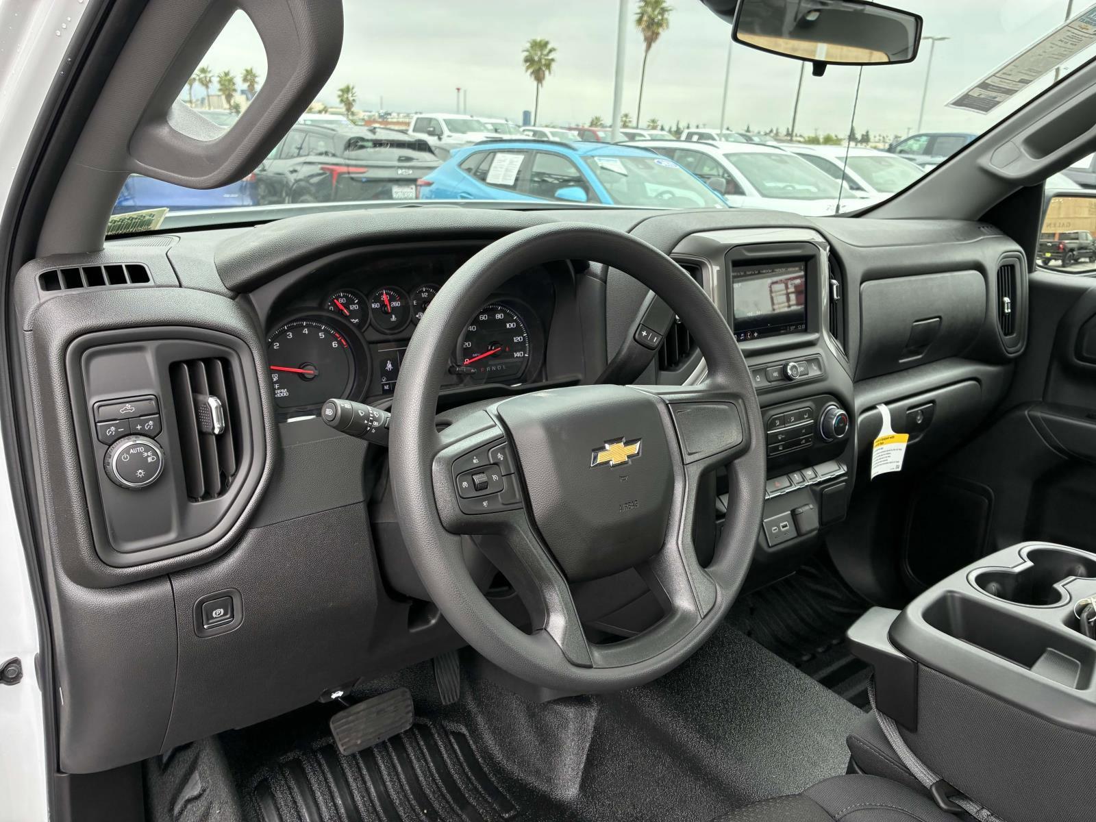2025 Chevrolet Silverado 1500 Vehicle Photo in LOS ANGELES, CA 90007-3794
