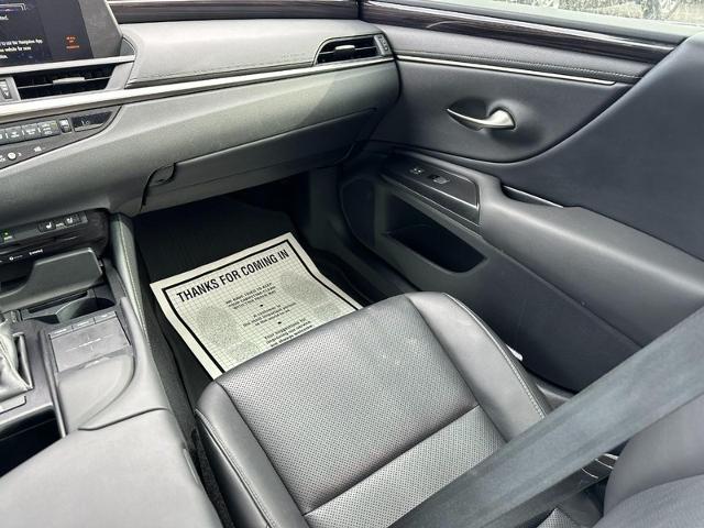 2020 Lexus ES 350 Vehicle Photo in COLUMBIA, MO 65203-3903