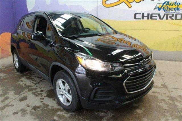 Used 2022 Chevrolet Trax LS with VIN KL7CJNSM2NB515047 for sale in Saint Johns, MI