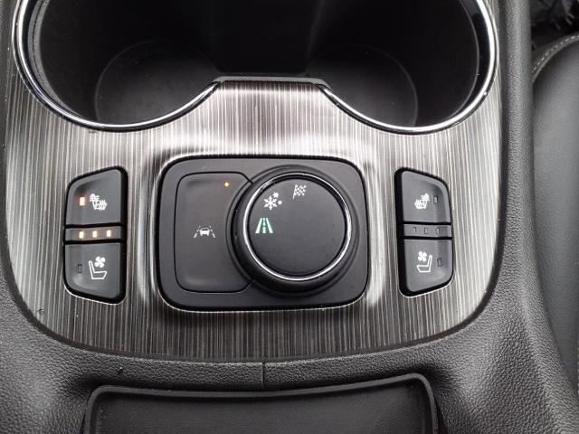 2023 GMC Acadia Vehicle Photo in EMPORIA, VA 23847-1235
