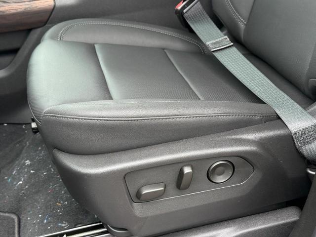 2025 GMC Sierra 1500 Vehicle Photo in COLUMBIA, MO 65203-3903