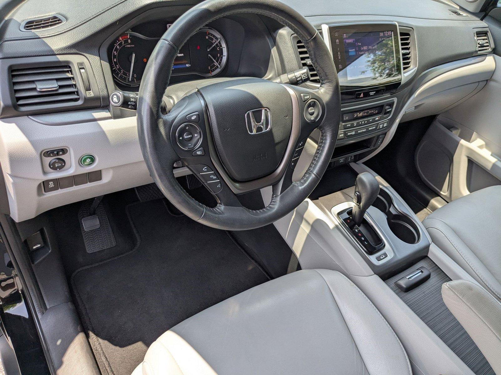 2017 Honda Pilot Vehicle Photo in Panama City, FL 32401