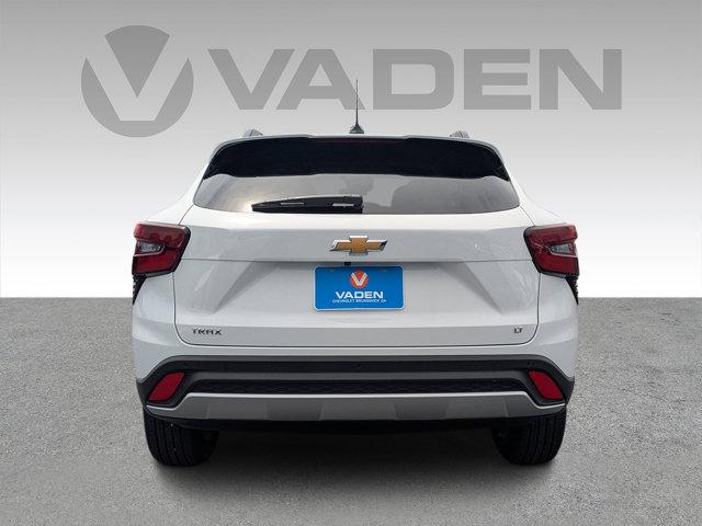 2025 Chevrolet Trax Vehicle Photo in BRUNSWICK, GA 31525-1881