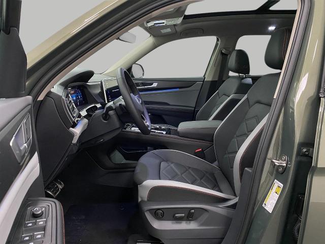 2025 Volkswagen Atlas Vehicle Photo in Appleton, WI 54913