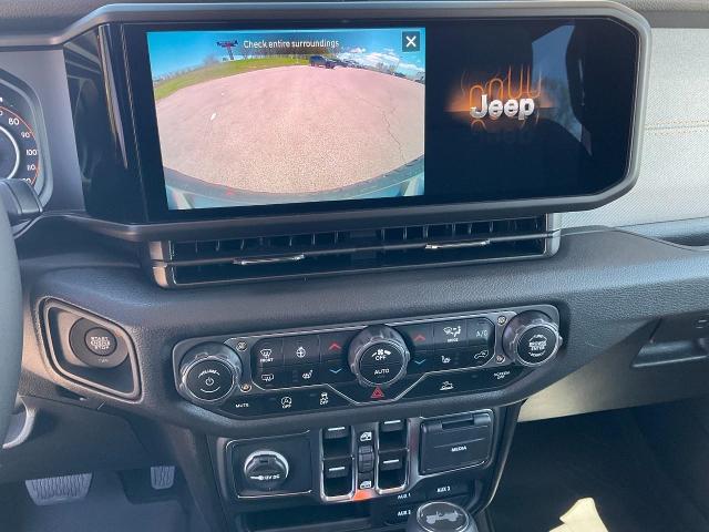 2025 Jeep Wrangler Vehicle Photo in Kaukauna, WI 54130