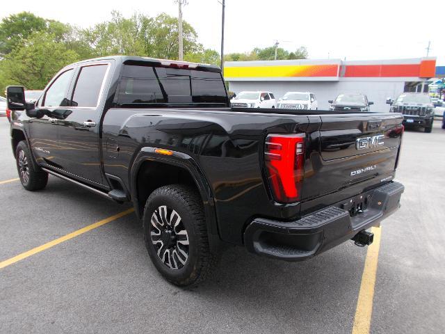 2025 GMC Sierra 2500 HD Vehicle Photo in LOWELL, MA 01852-4336