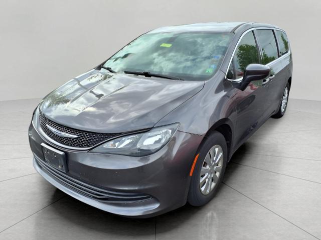 2018 Chrysler Pacifica Vehicle Photo in Oshkosh, WI 54904