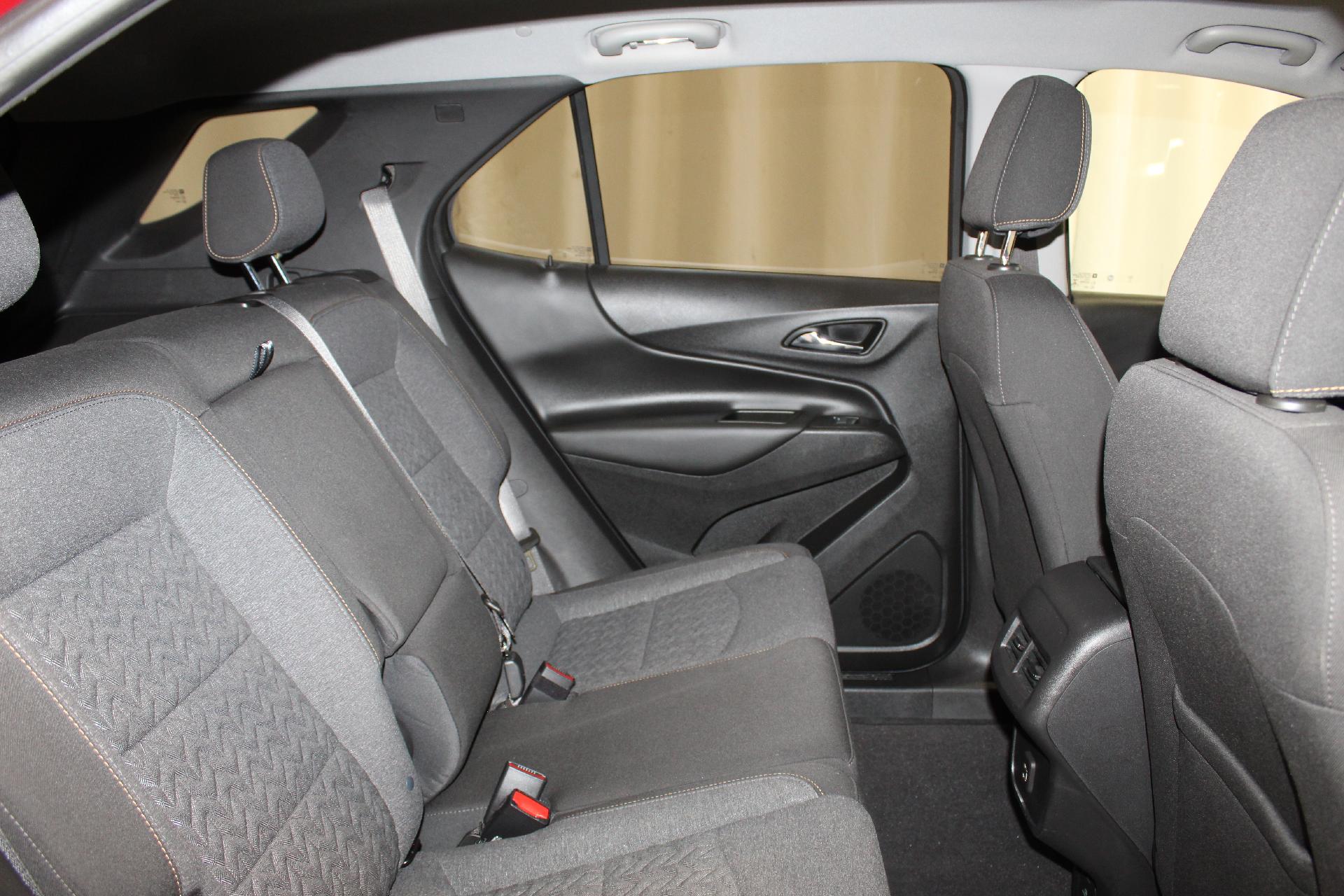 2022 Chevrolet Equinox Vehicle Photo in NORTHAMPTON, MA 01060-1120