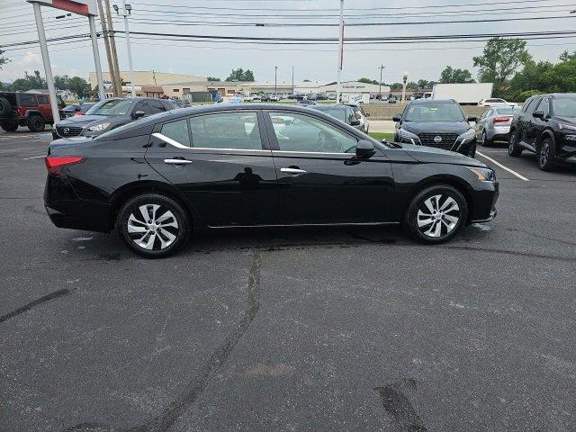 2025 Nissan Altima Vehicle Photo in Harrisburg, PA 17111-1033