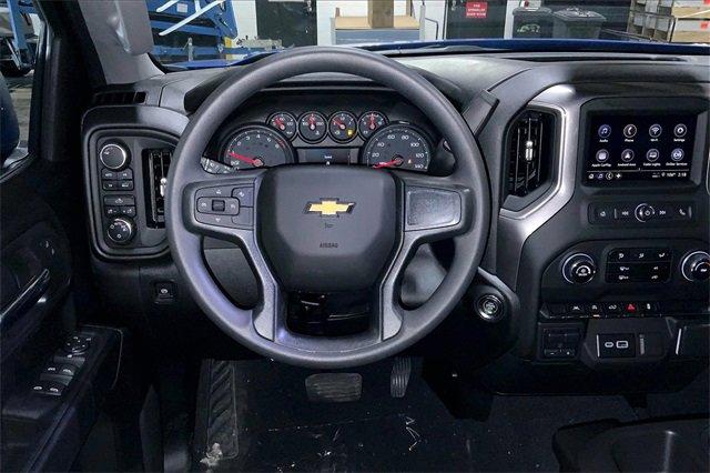 2025 Chevrolet Silverado 1500 Vehicle Photo in KANSAS CITY, MO 64114-4502