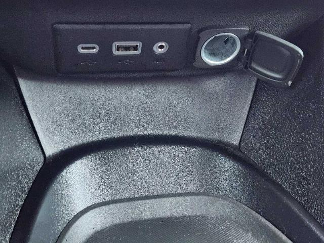2021 Chevrolet Malibu Vehicle Photo in DENTON, TX 76210-9321