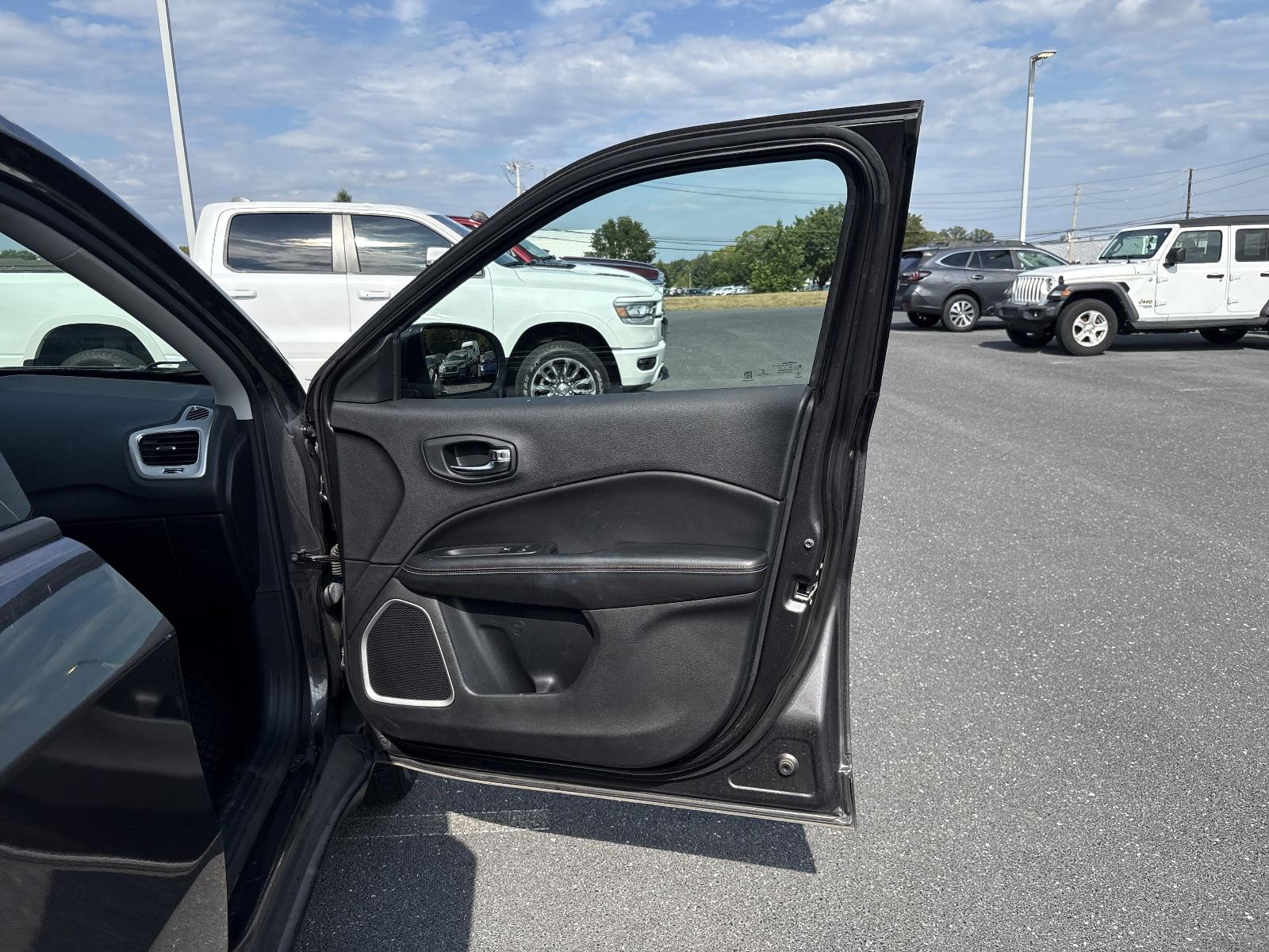 2019 Jeep Compass Vehicle Photo in Mechanicsburg, PA 17050-1707