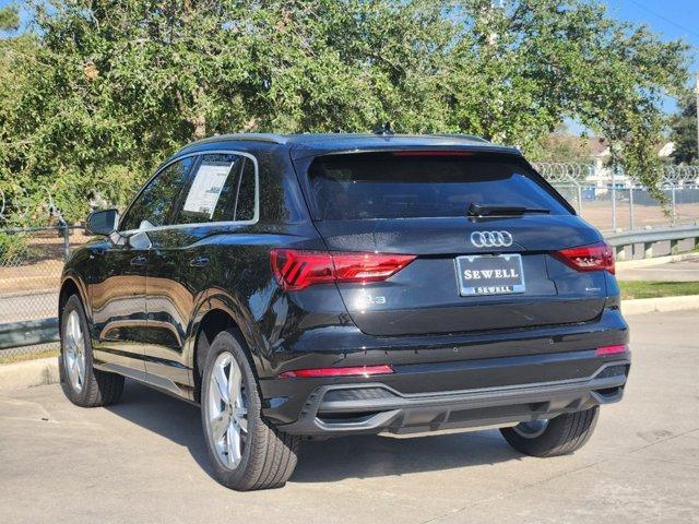 2024 Audi Q3 Vehicle Photo in HOUSTON, TX 77090