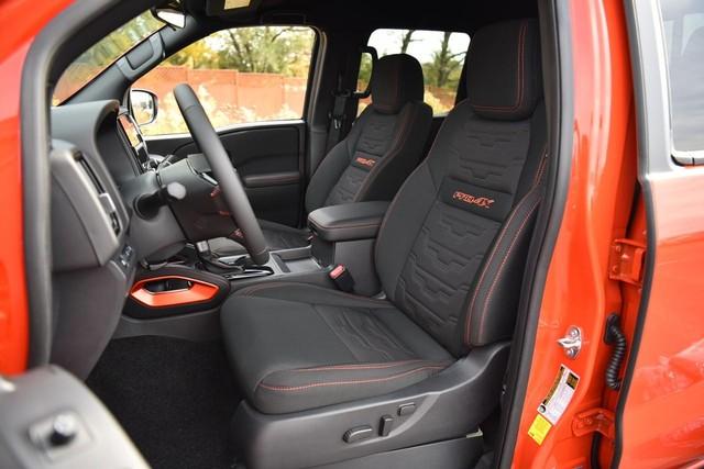 2025 Nissan Frontier Vehicle Photo in Ballwin, MO 63011