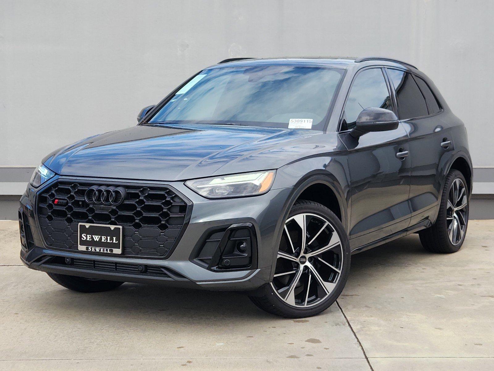 2024 Audi SQ5 Vehicle Photo in SUGAR LAND, TX 77478