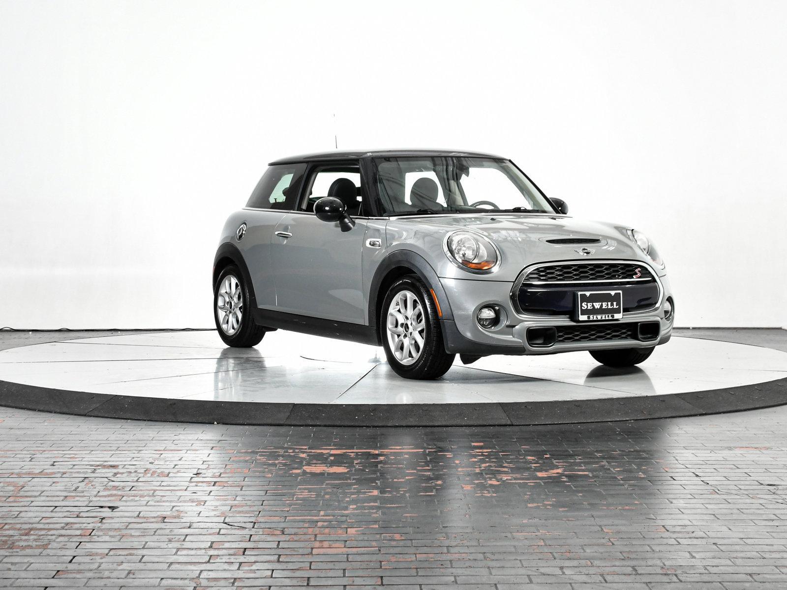 2015 MINI Cooper S Hardtop Vehicle Photo in DALLAS, TX 75235