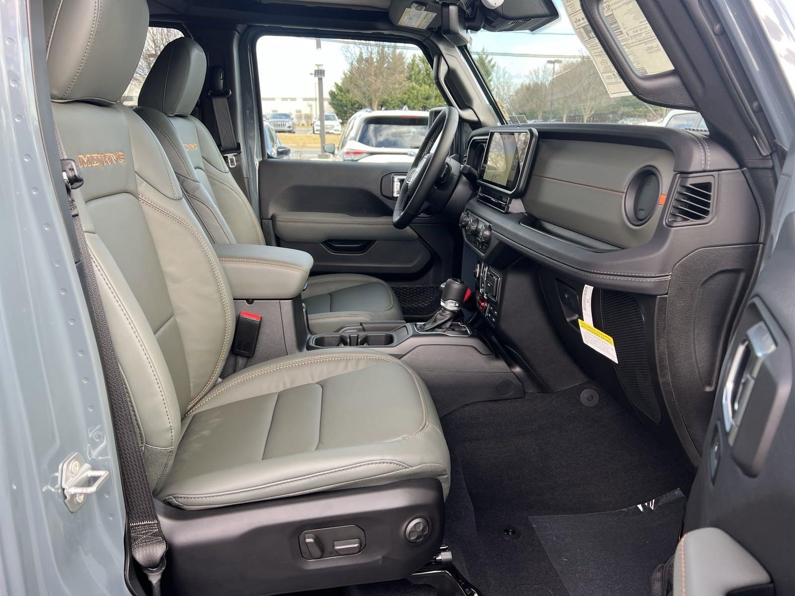 2025 Jeep Gladiator Vehicle Photo in Mechanicsburg, PA 17050-1707