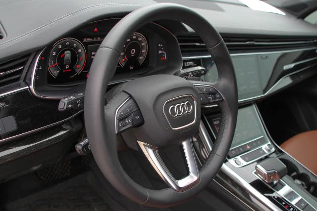 2024 Audi Q7 Vehicle Photo in SUGAR LAND, TX 77478