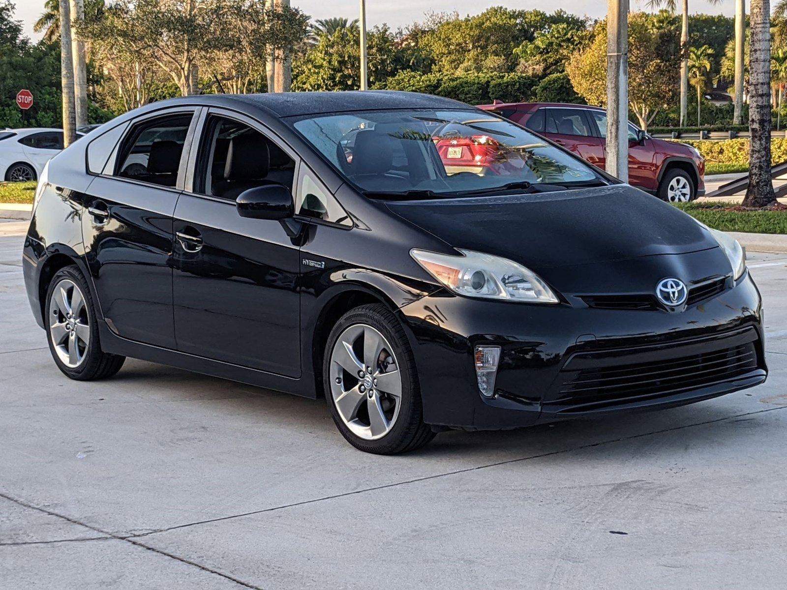 2013 Toyota Prius Vehicle Photo in Davie, FL 33331