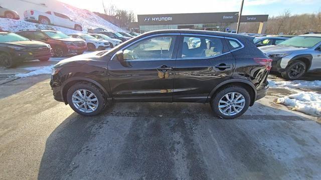 2022 Nissan Rogue Sport Vehicle Photo in Pleasant Hills, PA 15236