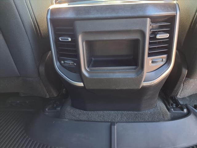 2021 Ram 1500 Vehicle Photo in NEDERLAND, TX 77627-8017