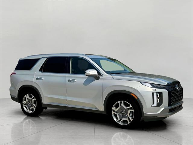 2025 Hyundai PALISADE Vehicle Photo in Green Bay, WI 54304