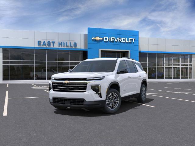 2025 Chevrolet Traverse Vehicle Photo in Roslyn, NY 11576