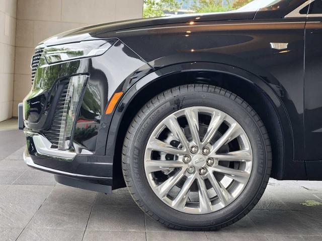 2025 Cadillac XT6 Vehicle Photo in HOUSTON, TX 77079