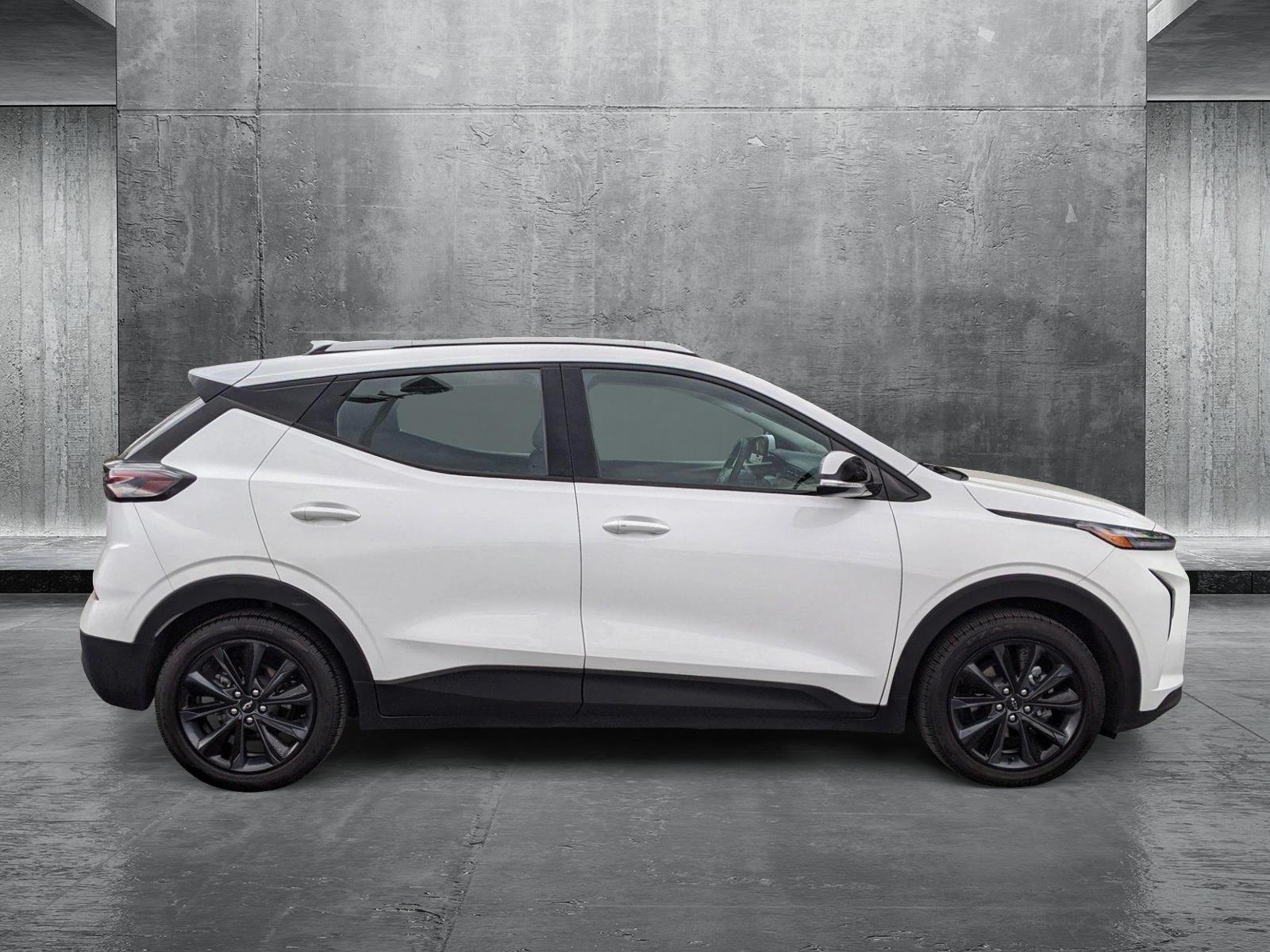 2022 Chevrolet Bolt EUV Vehicle Photo in TIMONIUM, MD 21093-2300