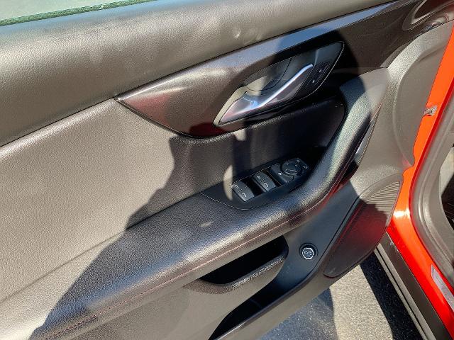 2022 Chevrolet Blazer Vehicle Photo in MOON TOWNSHIP, PA 15108-2571