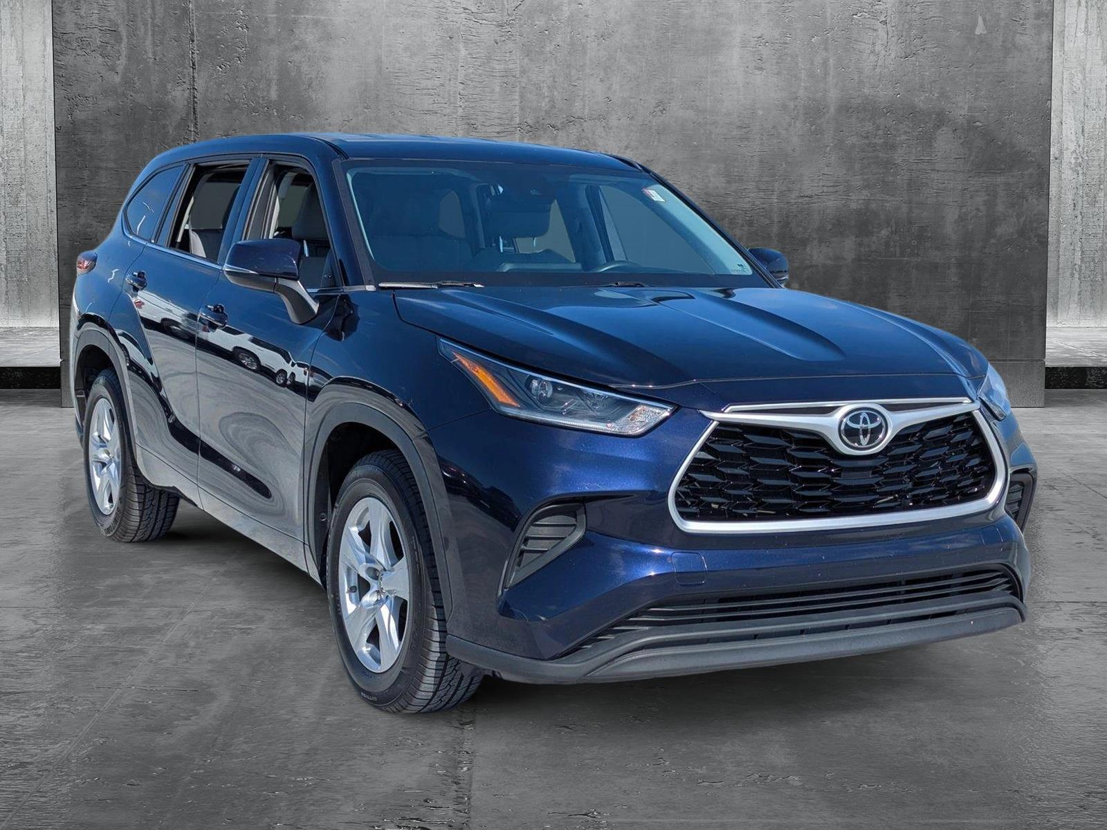 2021 Toyota Highlander Vehicle Photo in Ft. Myers, FL 33907