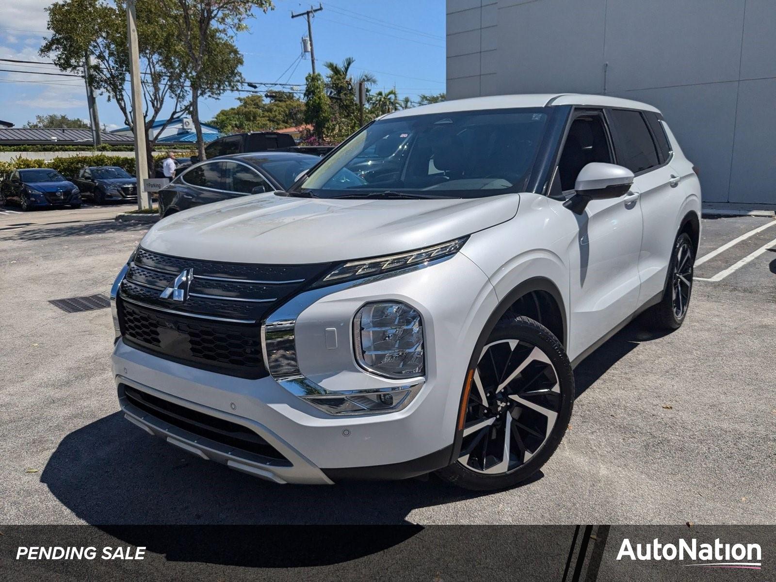 2022 Mitsubishi Outlander Vehicle Photo in Miami, FL 33135