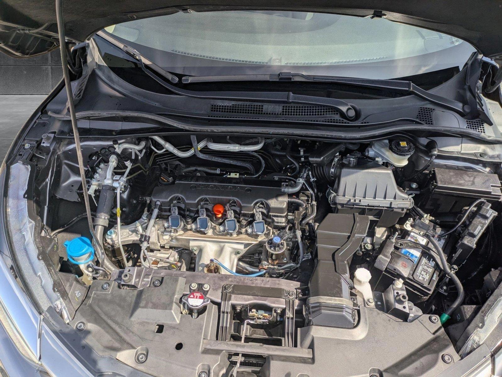 2021 Honda HR-V Vehicle Photo in Valencia, CA 91355-1794