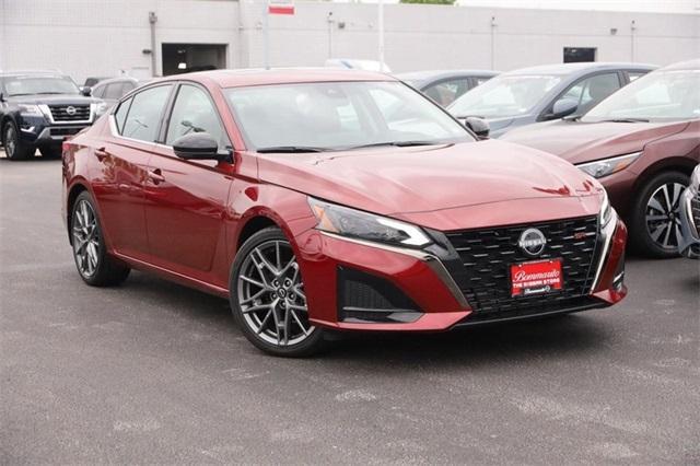 2024 Nissan Altima Vehicle Photo in Hazelwood, MO 63042