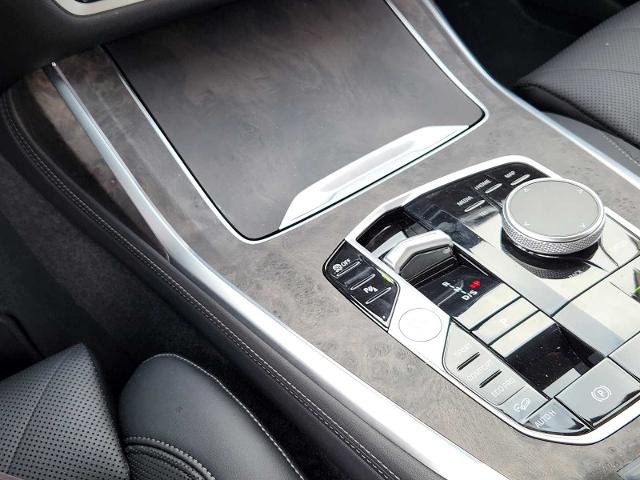 2024 BMW X7 xDrive40i Vehicle Photo in PLANO, TX 75024